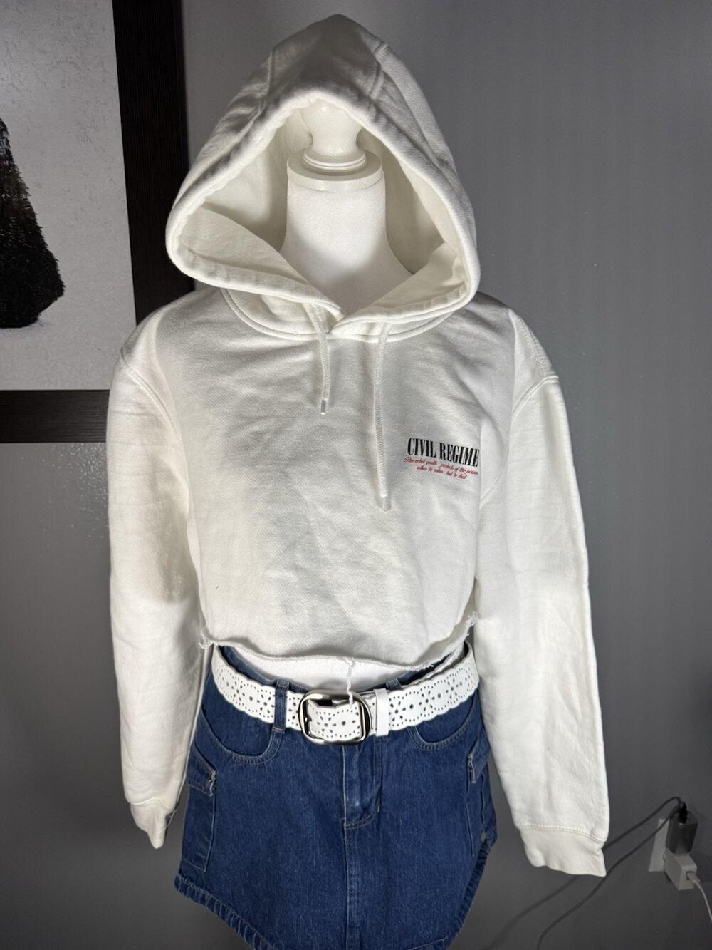 Civil Regime White Cropped Hoodie Raw Hem Graphic Print Women’s Size Small